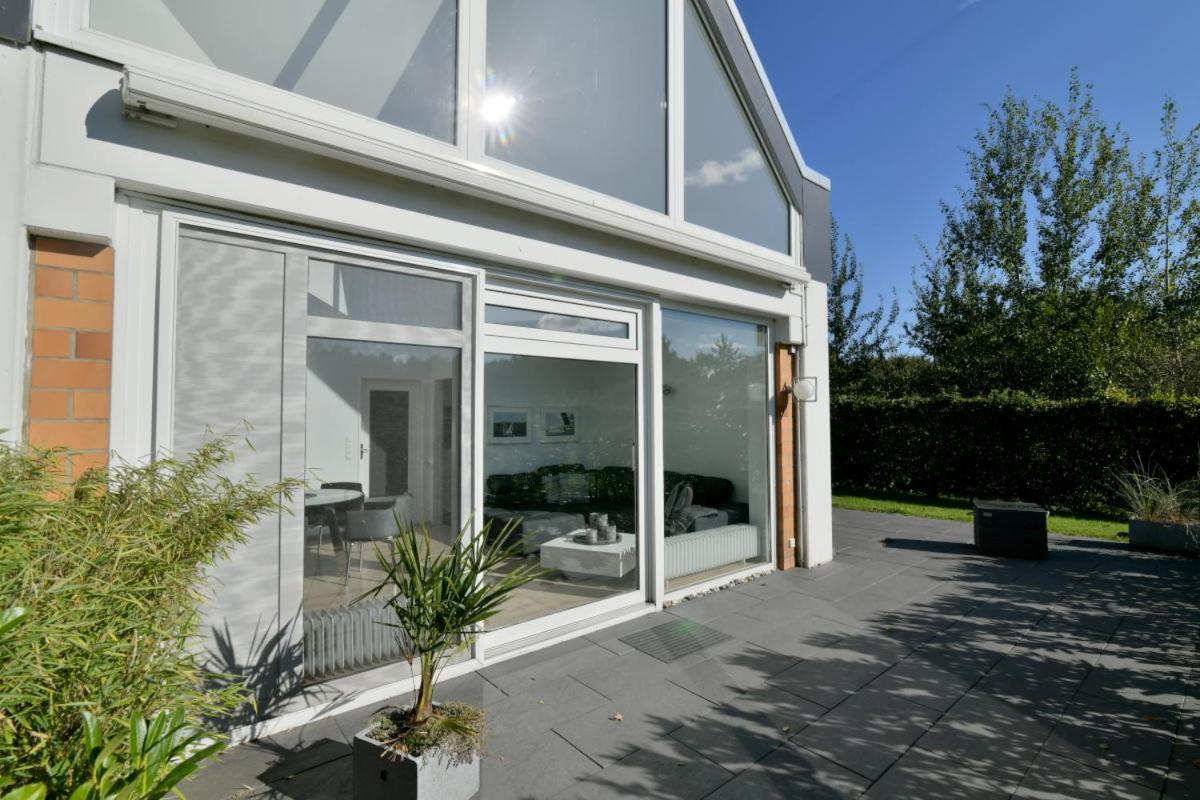 Exklusives Ferienhaus Mit Schwimmbad Und Sauna 그로미츠 외부 사진